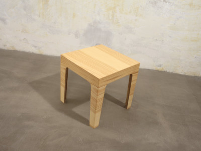 blixi_h_oliv-esche furniert